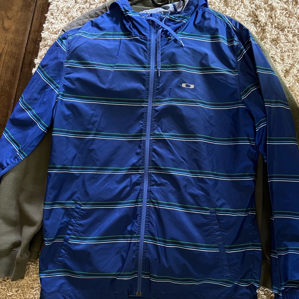 Oakley Rain Shell